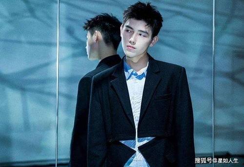 娱乐吃瓜博主陈飞宇微博,揭秘娱乐圈幕后故事 第2张 娱乐吃瓜博主陈飞宇微博,揭秘娱乐圈幕后故事 第2张